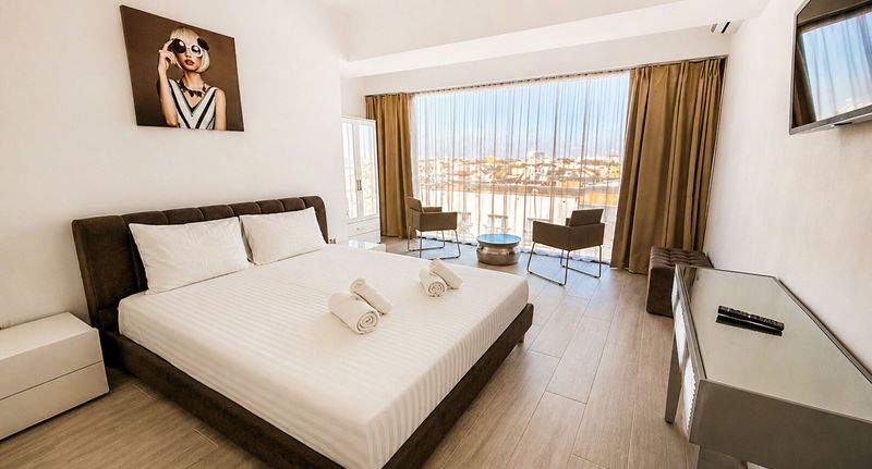 Superior Apartman pro 3 os. se 2 ložnicemi s částečným výhledem na moře - Maritimo ApartHotel Constanța, foto 11