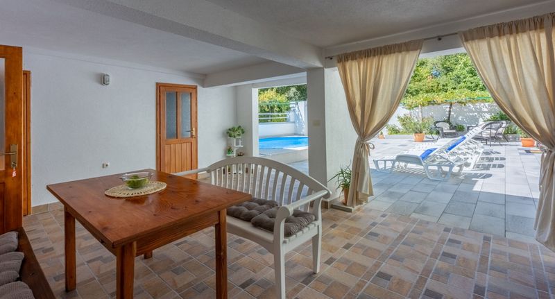 Rekreační dům (jako celek) pro 6 os. s výhledem na les celý Dům - Rural House Anka Klarići, foto 1
