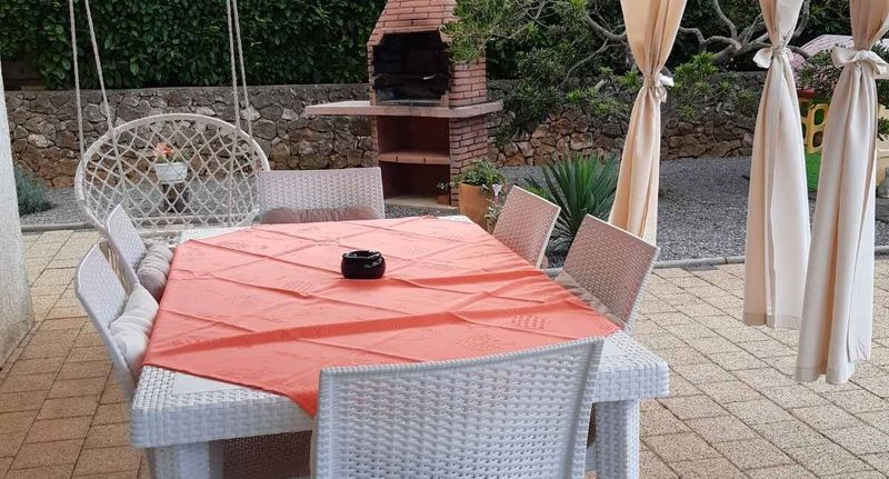 Apartman s klimatizací pro 4 os. se 2 ložnicemi přízemní - Apartment Margareta Njivice Krk, foto 1