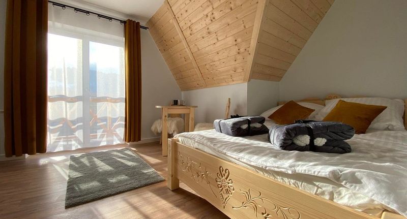 Apartman s balkónem pro 4 os. se 2 ložnicemi s výhledem na hory - Willa Pod Wyciągiem Spytkowice, foto 1