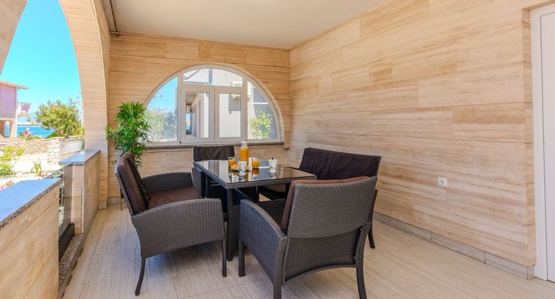 Apartman pro 6 os. se 3 ložnicemi - Apartments Lucica Vir II, foto 1