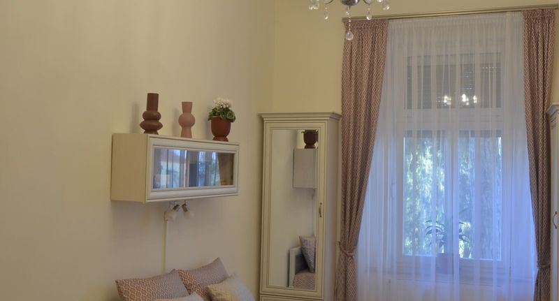 Premium Apartman pro 4 os. se 2 ložnicemi přízemní (s možností přistýlky) - Elegant Apartman Eger, foto 1