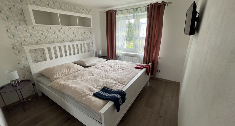 Apartman s privátní koupelnou mimo pokoj s manželskou postelí s 1 ložnicí - Apartmány Prostřední Prostřední Bečva, foto 1