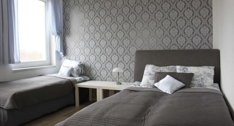 Komfort Pokoj pro 3 os. s výhledem do zahrady - Villa Happy Rose Dąbki, foto 1