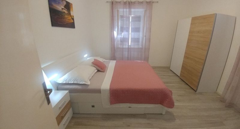 Apartman s klimatizací s terasou pro 8 os. se 4 ložnicemi A-19895-a - Apartments By The Sea Cove Vela Stiniva, Hvar - 19895 Vela Stiniva, foto 1