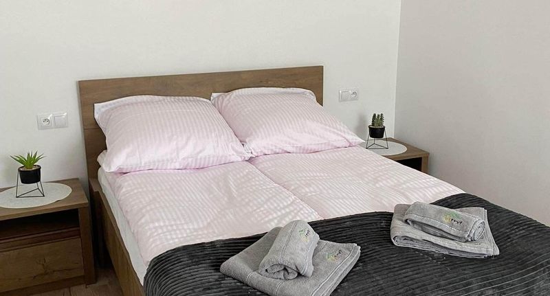 Premier Apartman pro 5 os. s 1 ložnicí na poschodí - Apartamenty Otryt Ustrzyki Dolne, foto 1
