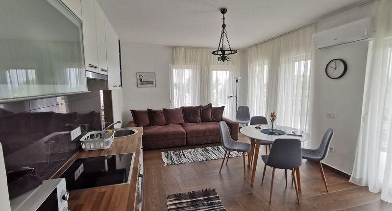 Apartman pro 5 os. se 3 ložnicemi - 4Seasons Apartman Balatonszárszó, foto 1