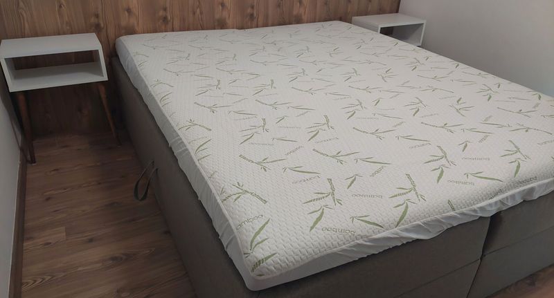Apartman s klimatizací s terasou pro 3 os. se 2 ložnicemi (s možností přistýlky) - Szilvafa Apartman Alsóörs, foto 1