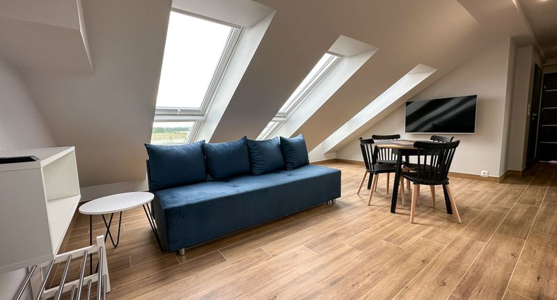Deluxe Apartman pro 5 os. se 2 ložnicemi v podkroví - Willa Pod Czwórką Rewa, foto 1