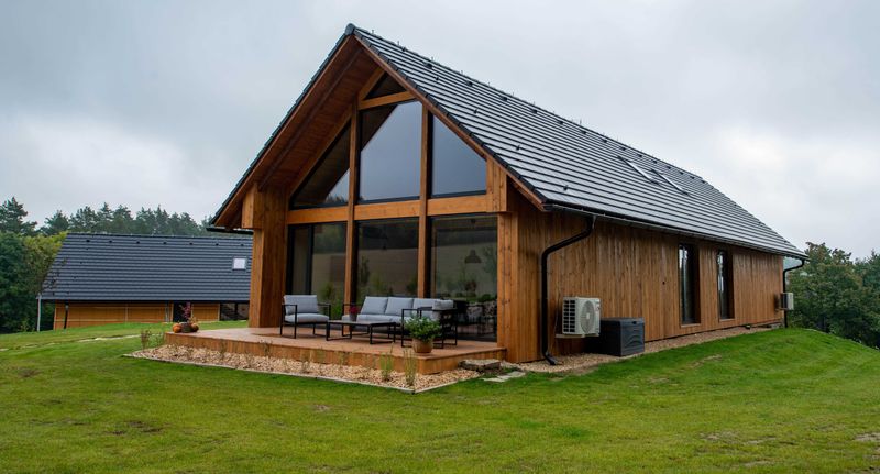 Apartman se sprchou s vlastní kuchyňkou pro 6 os. se 3 ložnicemi - Na Smrčku Býšovec, foto 1