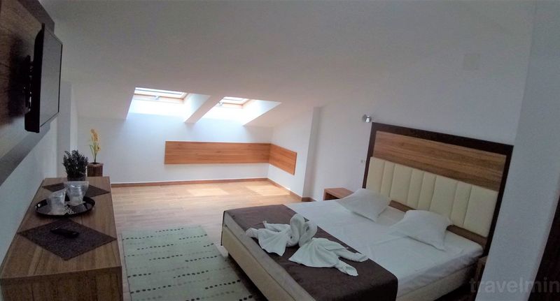 Pokoj s manželskou postelí - Hotel Laguna Mangalia, foto 1