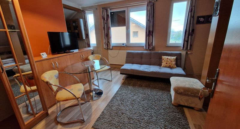 Apartman propojené s vlastní kuchyňkou s manželskou postelí s 1 ložnicí - Yellow Vendégház Püspökladány, foto 1