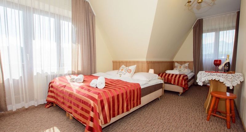 Pokoj s koupelnou pro 3 os. s výhledem na hory - Willa za Wodą Zakopane, foto 1