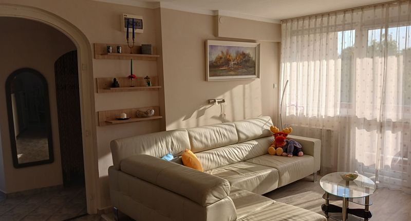 Apartman (jako celek) s klimatizací pro 4 os. na poschodí (s možností přistýlky) - Árnyas Apartman Keszthely, foto 1