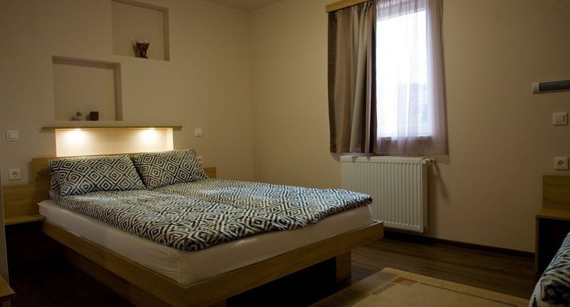 Family Pokoj pro 4 os. - Casa de oaspeți Csomortáni Șoimeni, foto 1