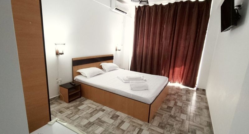 Pokoj s balkónem s manželskou postelí na poschodí - Hotel Blue Sky Eforie Nord, foto 1