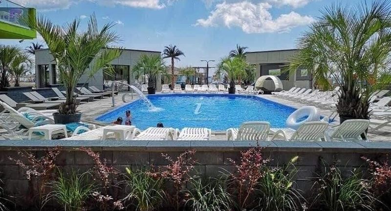 Family Apartman pro 6 os. se 3 ložnicemi s výhledem na moře - Apartament Sylver 2 Năvodari, foto 1