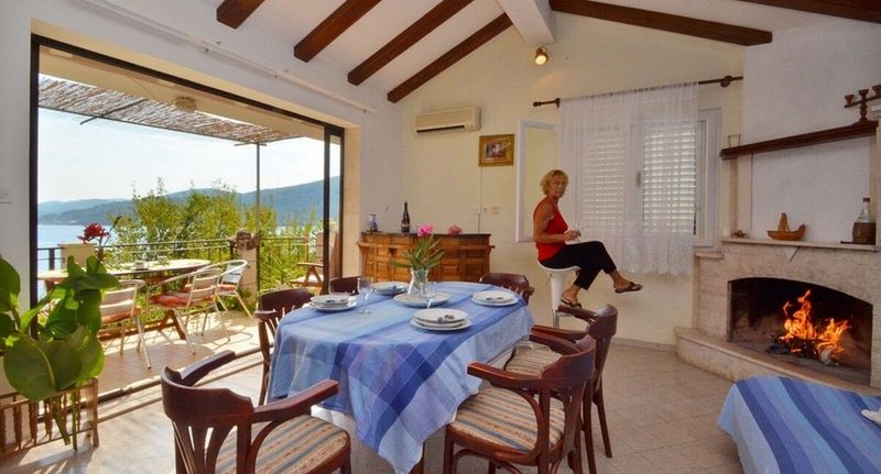 Apartman s klimatizací s terasou pro 14 os. se 6 ložnicemi K-20116 - Seaside Family Friendly House With A Swimming Pool Cove Mikulina Luka, Korčula - 20116 Mikulina Luka, foto 1