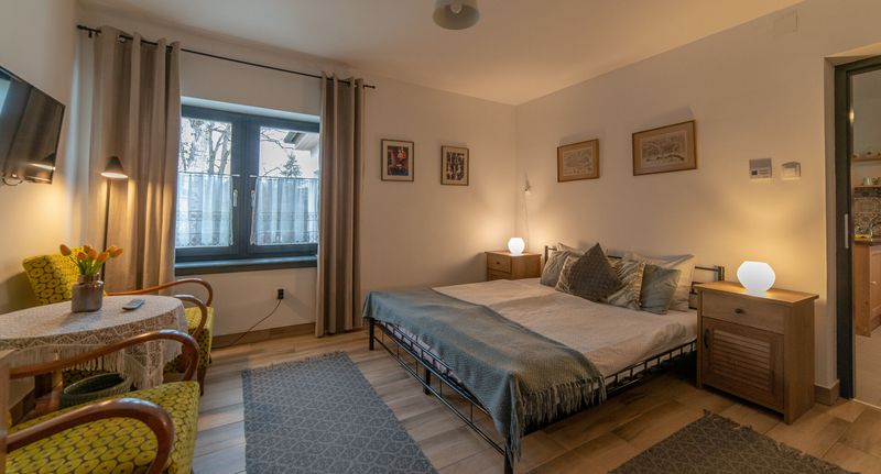 Černý Rybíz Apartman s manželskou postelí s 1 ložnicí - Alsópetényi Vendégházak Alsópetény, foto 1