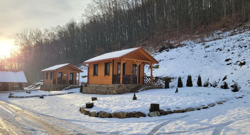 Premium Rekreační dům (jako celek) s manželskou postelí s výhledem na les - Bükk Szíve Vendégházak Répáshuta, foto 1