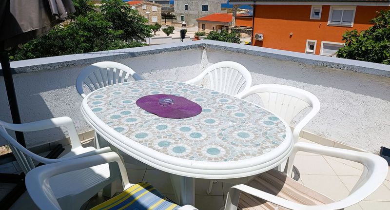Apartman pro 4 os. se 2 ložnicemi na poschodí - Apartments Babici Vir, foto 1