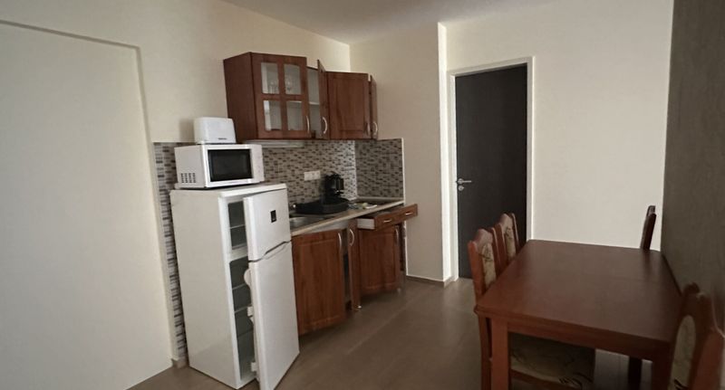 Apartman pro 4 os. se 2 ložnicemi s výhledem na park přízemní - Családi Villa Balatonszemes, foto 1