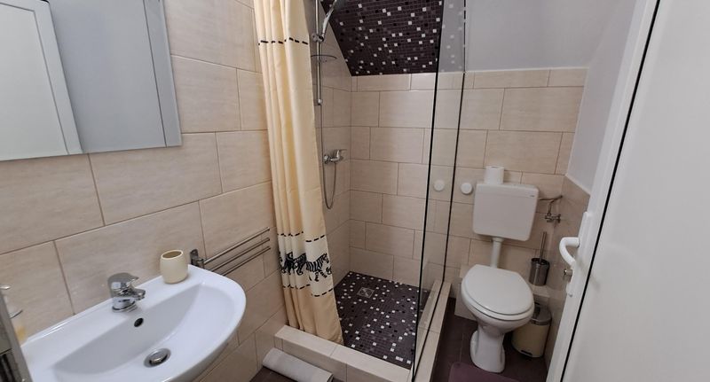 Pokoj s manželskou postelí - Casa Petra Poiana Mărului, foto 1