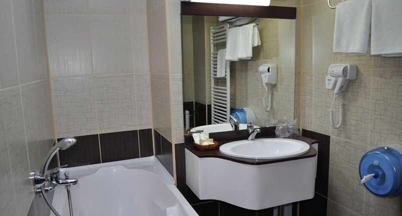 Twin Pokoj pro 2 os. - Hotel Valea cu Pești Arefu, foto 1