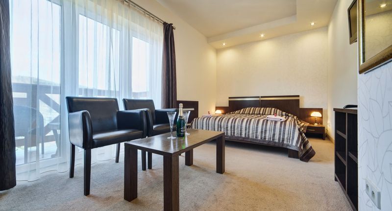 Pokoj s manželskou postelí - Hotel Orlik Krynica-Zdrój, foto 4
