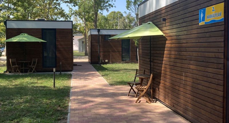 Bungalow (jako celek) s manželskou postelí celý Dům přízemní (s možností přistýlky) - Hód-Thermal Camping Hódmezővásárhely, foto 1