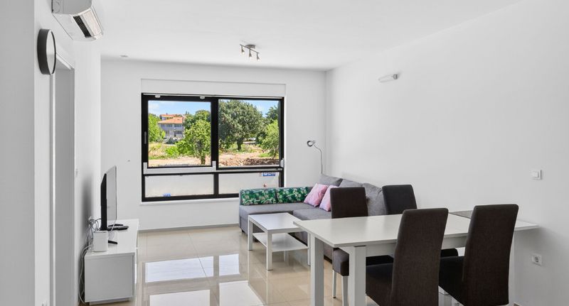 Rodinný Apartman s manželskou postelí s 1 ložnicí na poschodí (s možností přistýlky) - Apartmani Vizula D Medulin, foto 1