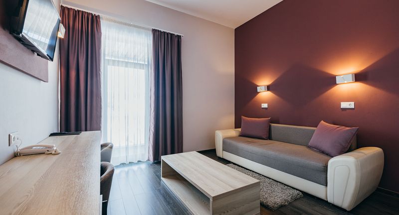 Family Suita s balkónem s manželskou postelí s 1 ložnicí - Altus Hotel & SPA Praid, foto 1