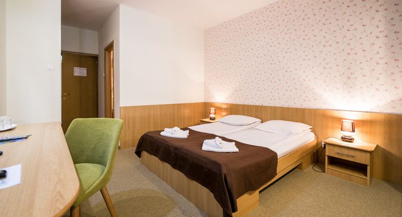Suita s balkónem pro 4 os. s 1 ložnicí - Hotel Muresul Health Spa Sovata, foto 1
