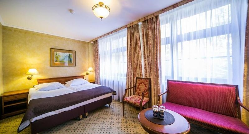 Pokoj pro 2 os. s výhledem na les - Hotel Opera Sopot, foto 1