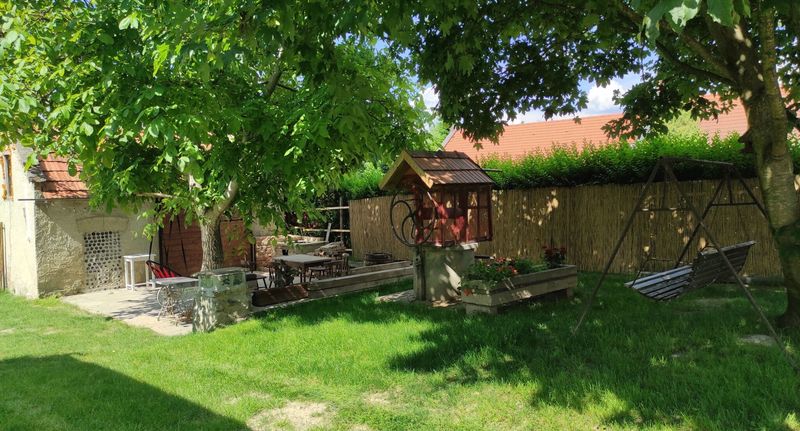 "A" "B" Rolnický dům (jako celek) pro 4 os. - Somló Vendégház Doba, foto 1