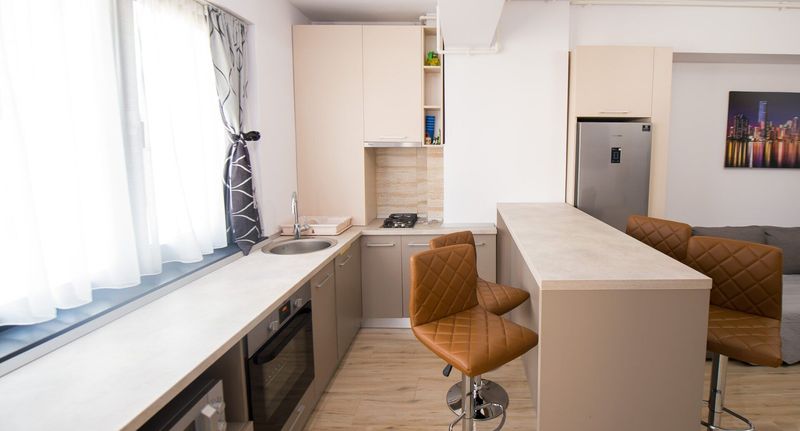 Apartman s balkónem pro 6 os. s 1 ložnicí na poschodí - Apartel Camelia Năvodari, foto 1