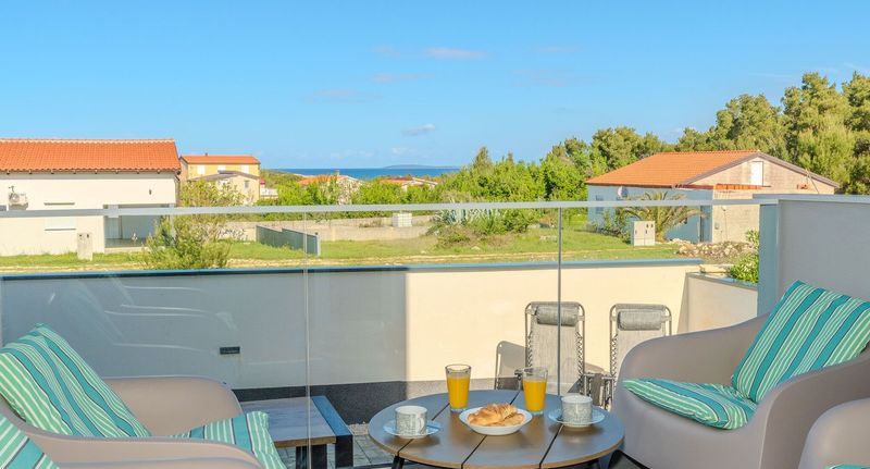 Family Apartman pro 4 os. se 2 ložnicemi s částečným výhledem na moře - Apartment Babic Vir, foto 1