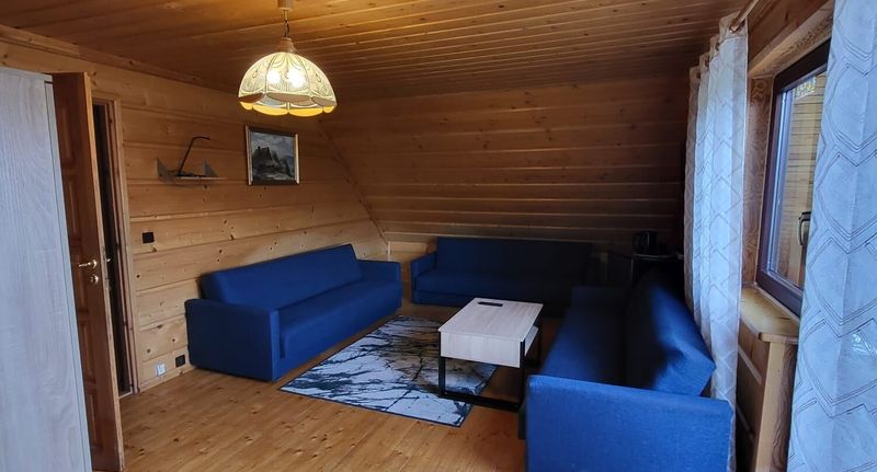 Pokoj s balkónem pro 7 os. s výhledem na hory - Domek Willa Sarna Istebna, foto 1