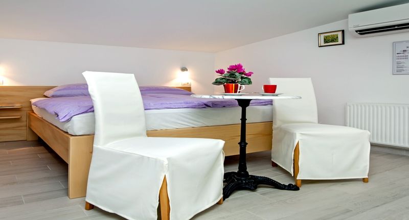 Studio Apartman s manželskou postelí s 1 ložnicí na poschodí - Apartments Keser Rovinj, foto 1
