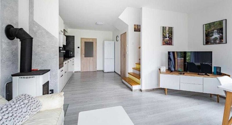 Apartman se sprchou s vlastní kuchyňkou pro 4 os. (s možností přistýlky) - Apartmán Jasmin Brloh, foto 1