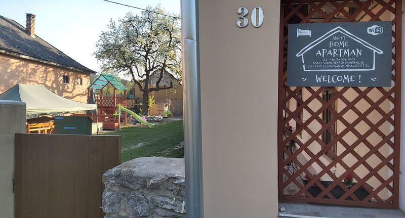 Rodinný Rekreační dům (jako celek) pro 10 os. celý Dům - Sweet Home Apartman Szilvásvárad, foto 1