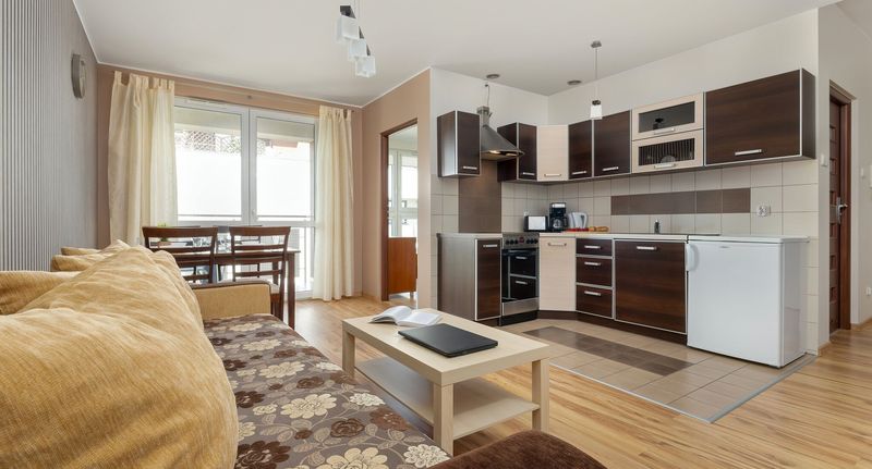 Apartman s balkónem se sprchou pro 4 os. se 2 ložnicemi - Apartament Tomek Kołobrzeg, foto 1