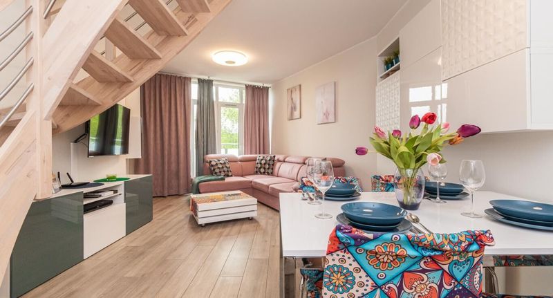 Apartman pro 6 os. se 3 ložnicemi - Apartamenty Sun & Snow Bursztynowe Osiedle Jantar, foto 1