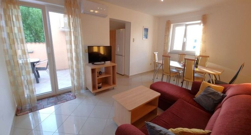 Premium Exclusive Apartman pro 7 os. se 3 ložnicemi - Apartment Scarlett Baška, foto 1