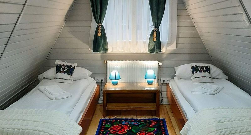 Roubenka (jako celek) pro 8 os. - River Resort - Casa Ele Băișoara, foto 1