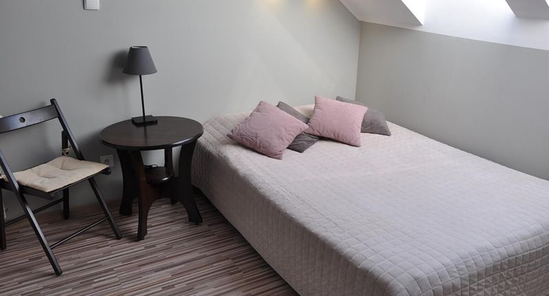 Apartman s koupelnou tV s plochou obrazovkou pro 4 os. se 2 ložnicemi - Pokoje Gościnne Mizera Kudowa Zdrój, foto 1