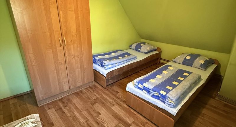 Pokoj se společnou koupelnou pro 2 os. s výhledem na hory - Pokoje Gościnne ''Pod Smrekami'' Zakopane, foto 1
