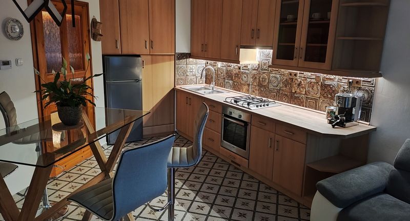 Classic Apartman (jako celek) s klimatizací pro 3 os. (s možností přistýlky) - Júlia Apartman Kaposvár, foto 1