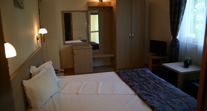 Pokoj s manželskou postelí - Hotel Regal Eforie Nord, foto 1