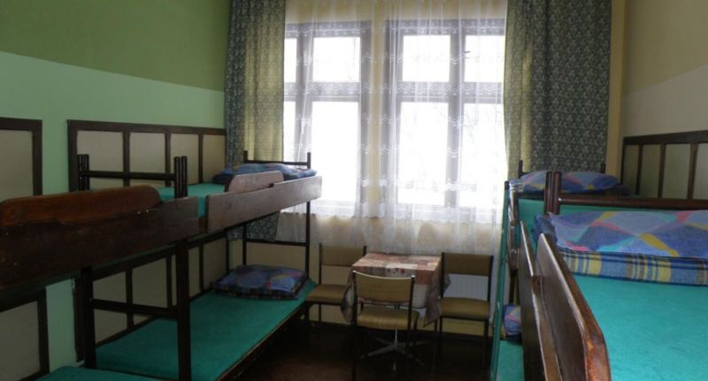 Pokoj pro 8 os. - Szkolne Schronisko Młodzieżowe Złoty Widok Piechowice, foto 2